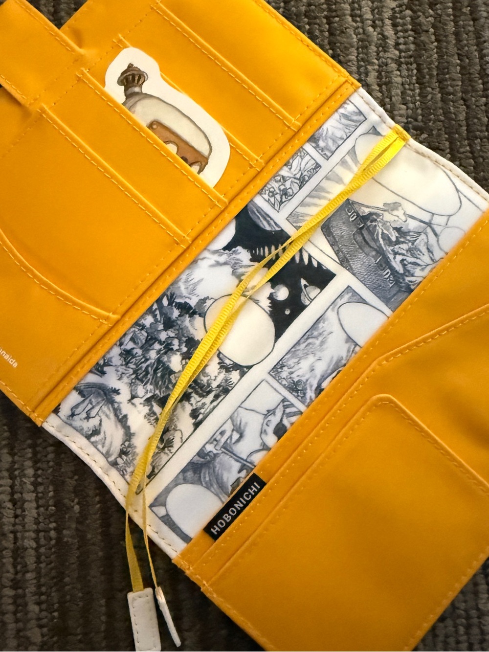 Hobonichi Techo Cover A6 - Masumunr Kusano x junaida: Himitsu Stranger - Picture 3 of 3
